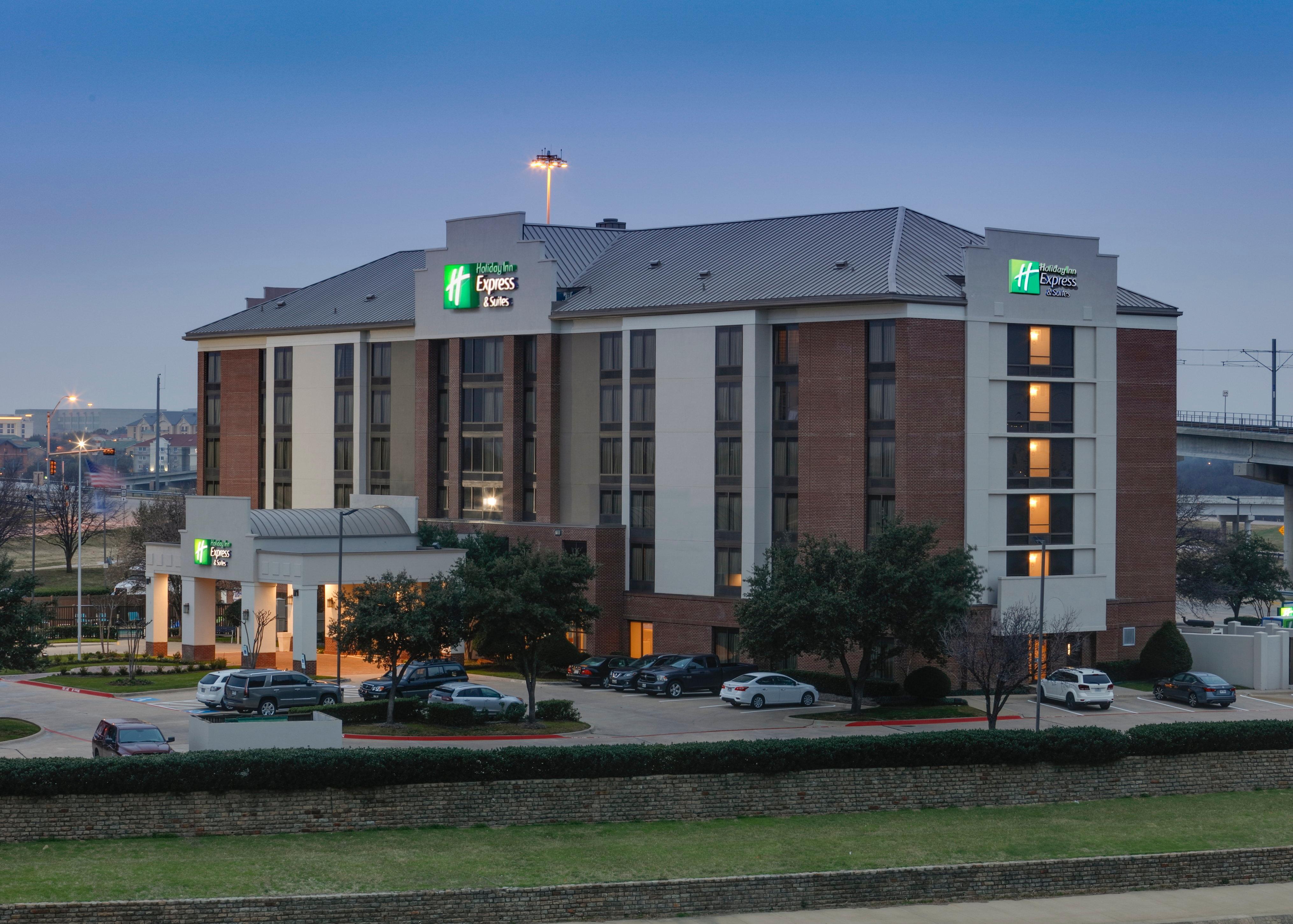 Holiday Inn Express & Suites Irving Conv Ctr - Las Colinas By Ihg Zewnętrze zdjęcie