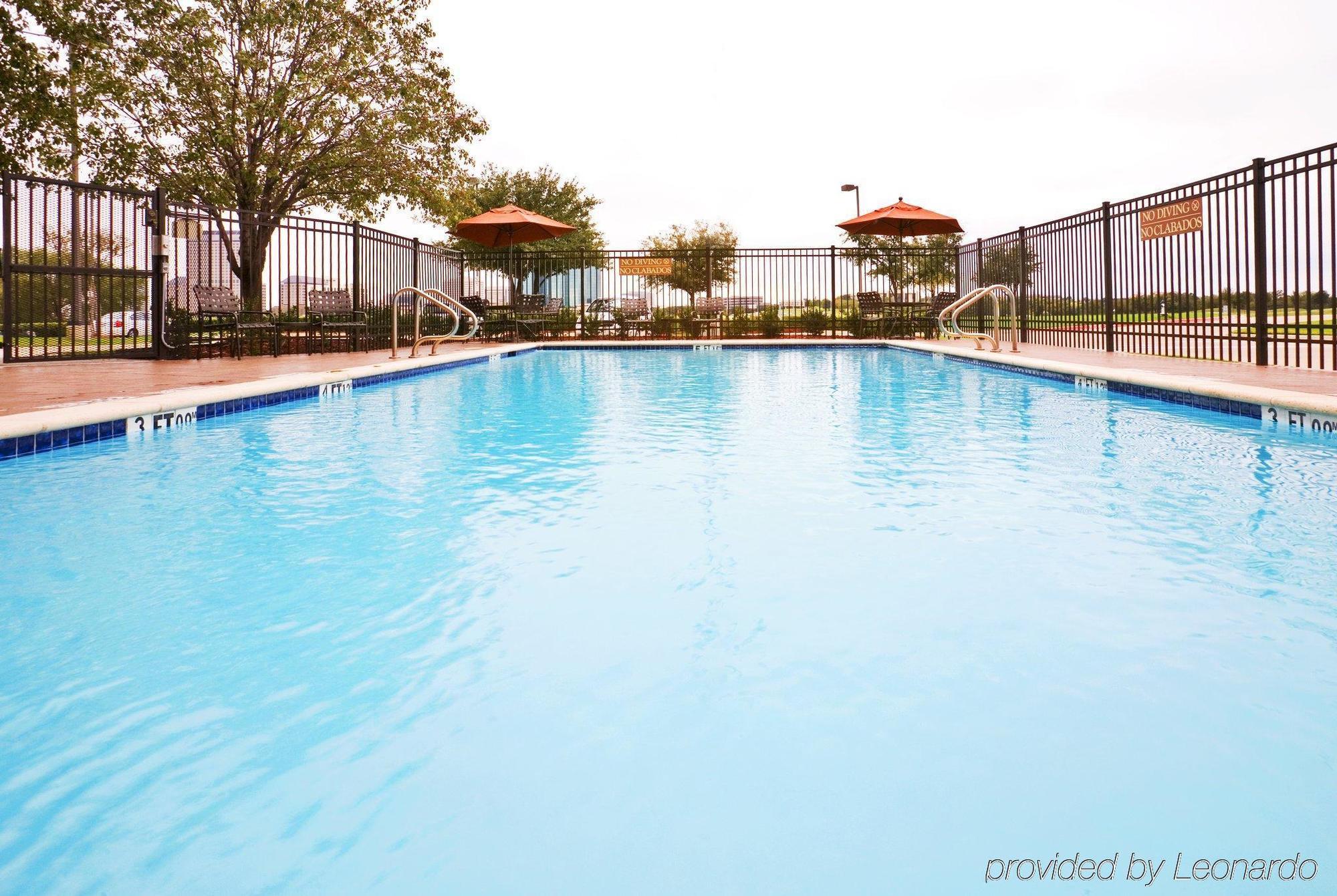 Holiday Inn Express & Suites Irving Conv Ctr - Las Colinas By Ihg Zewnętrze zdjęcie
