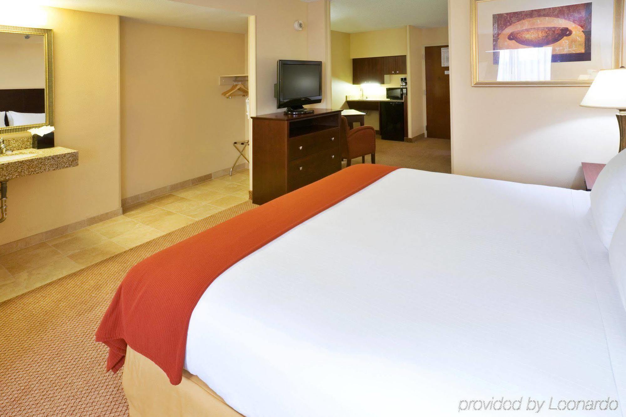 Holiday Inn Express & Suites Irving Conv Ctr - Las Colinas By Ihg Zewnętrze zdjęcie