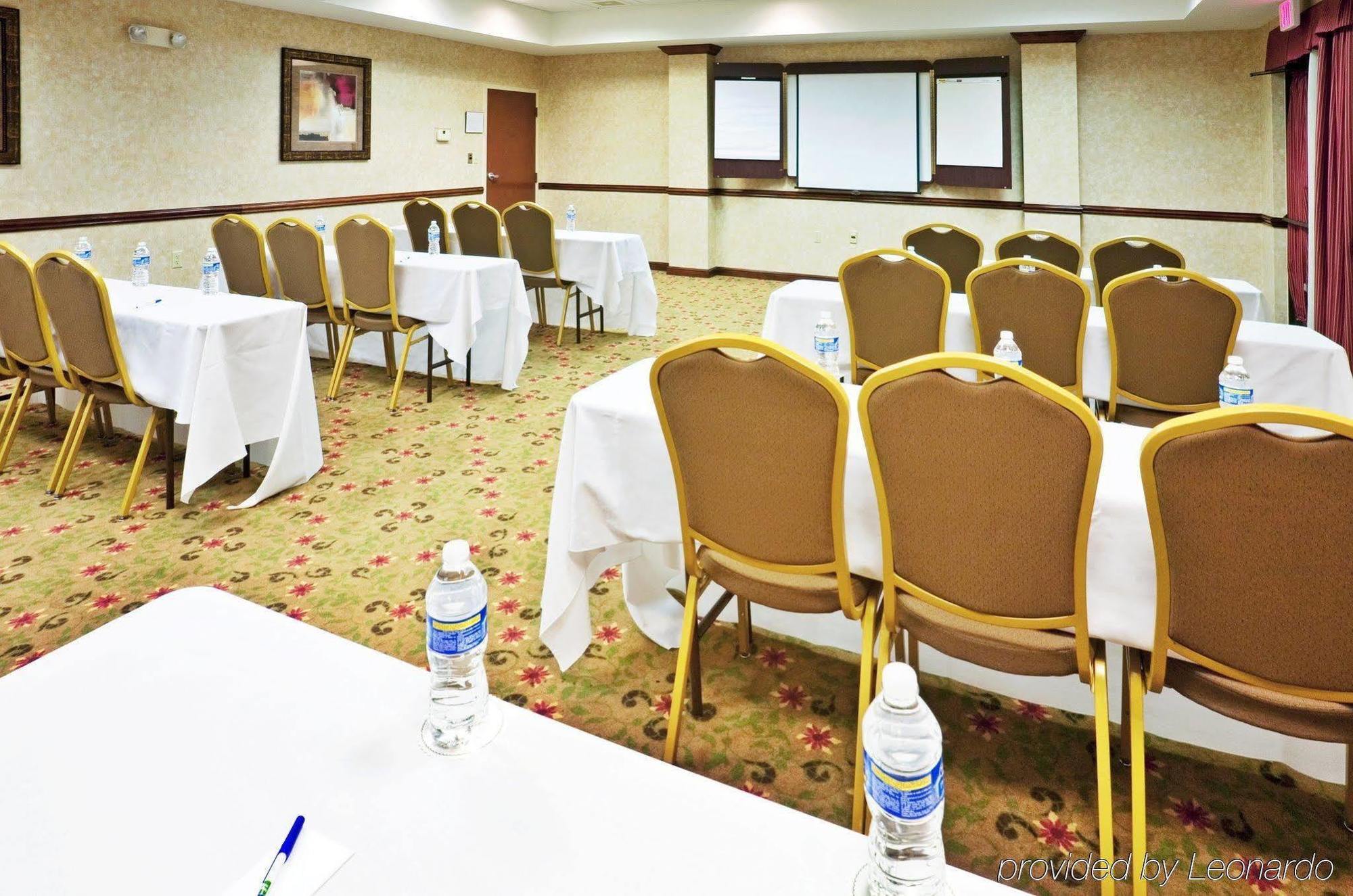 Holiday Inn Express & Suites Irving Conv Ctr - Las Colinas By Ihg Udogodnienia zdjęcie